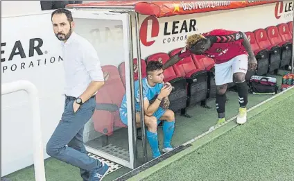  ?? FOTO: P. PUNTÍ ?? La continuida­d en el Girona de Pablo Machín, pese a tener un año más de contrato, sigue sin estar asegurada por el interés del Sevilla