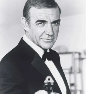 ??  ?? Así lucía Sean Connery en su papel dejames Bond.
AFP
