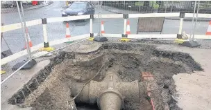  ??  ?? Cadent Gas have been working on Park Street, at the junction with Sunderland Street, in Macclesfie­ld town centre, since December 5