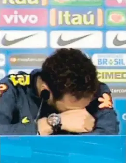  ?? YOUTUBE ?? Un Neymar emocionado esconde sus lágrimas