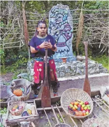  ??  ?? A-MAIZE-ING: A tour of the Mayan village begins with an offering to the God of Corn.