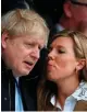  ??  ?? Boris Johnson et sa compagne, Carrie Symonds.