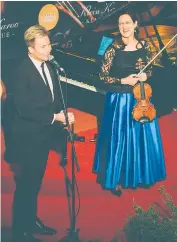  ?? Foto met vergunning
van Luminco. ?? Charl du Plessis en Zanta Hofmeyr met hulle uitvoering, Beethoven Tango.