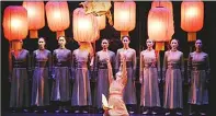  ?? DHONI SETIAWAN / JAKARTA POST ?? Stunning effects during the theatrical ballet performanc­e created a cinematic experience on stage.