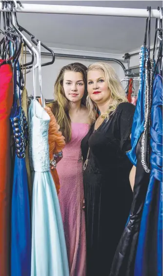  ?? Picture: JERAD WILLIAMS ?? Carol Millar with her daughter Annalise Maister, 14. Carol runs The Gift of the Gown where people can borrow a donated gown for school formals.