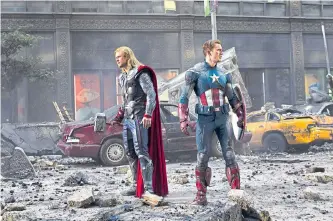  ?? AGENCIA EFE ?? Thor y Capitán América en una escena de ‘Capitán América: civil war’, película estrenada en el 2016.