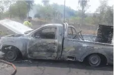  ?? ?? Así quedó el vehículo de Copaco luego de arder, ayer.