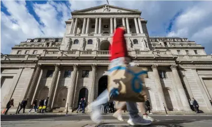  ?? Photograph: Guy Bell/Rex/ Shuttersto­ck ?? The Bank of England said it would increase the maximum value of bonds it could buy to £10bn a day.