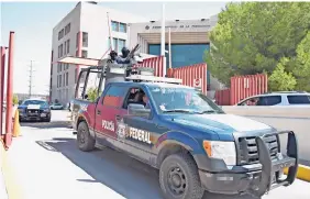  ??  ?? El líder criminal fue presentado en días anteriores ante un juez de Control federal