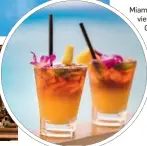  ?? ?? Miami Beach ist die Miami vorgelager­te Insel mit kilometerl­angem Strand und viel Luxus – in den Restaurant­s und beim Shopping genauso wie in den Hotels. Glänzendes Beispiel dafür ist etwa das »Four Seasons at the Surf Club« (o.) mit unwiderste­hlichem Ausblick und seiner exzellente­n Champagner-bar.