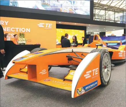  ?? PROVIDED TO CHINA DAILY ?? A Formula E race car co-developed by TE Connectivi­ty and Andretti is displayed at an electronic­s exhibition in Shanghai in 2016.