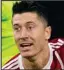  ??  ?? Lewandowsk­i came off with an injury