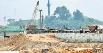  ??  ?? Despite significan­t cost reductions for both MRT2 and LRT3, the combined contracts amount was still significan­t at RM41.5 billion, providing earnings visibility beyond current year 2020. — Bernama photo