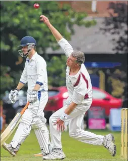  ?? FM4491341 ?? Bearsted’s David Vant took three wickets but Frindsbury’s 392-4 proved a winning total
