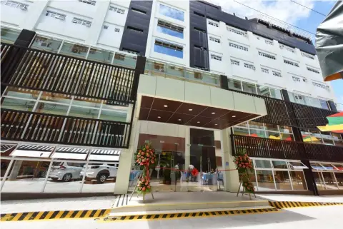  ?? (Pampanga PIO) ?? NEW ISOLATION FACILITY. The P50-million new Covid-19 Critical Care and Isolation Building was formally inaugurate­d at Jose B. Lingad Regional Memorial General Hospital on Thursday, May 28, 2021.