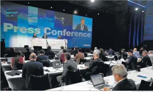  ?? GUILLAUME HORCAJUELO / EFE ?? La conferenci­a de prensa para dar los resultados de Airbus en 2019, celebrada ayer en Toulouse.