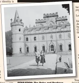  ?? ?? SENSATION: The Duke and Duchess of Argyll outside Inveraray Castle