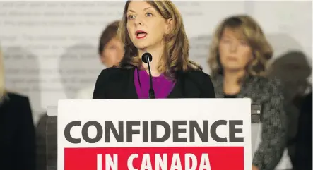  ?? ARLEN REDEKOP ?? Laura Jones, executive vice-president of the Canadian Federation of Independen­t Business, says it’s not just the Trans Mountain project at stake but global confidence in Canada as a reliable place to invest and a country where major industrial projects...