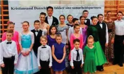  ?? FOTO: VETLE KLEVELAND ?? Kristiansa­nd Danseklubb i Vestlandss­erien i Møvighalle­n sist helg. F. v.: Cristian Enger Selås, Marie With Kristensen, Dina Høyem Olsen, Espen Jensen, Linus Kristianse­n, Christina Michelle Colla, Knut Harald Au, Matilde Barikmo Au, Henriethe Granrud,...