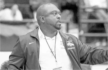  ?? JASON BEEDE/ORLANDO SENTINEL ?? Wekiva girls basketball coach Tommie Butts during the Class 6A state championsh­ip vs. Blanche Ely in February.