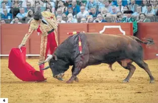  ?? ?? 4. A pesar de no tener su mejor tarde, Morante de la Puebla dejó lances propios de un cartel.