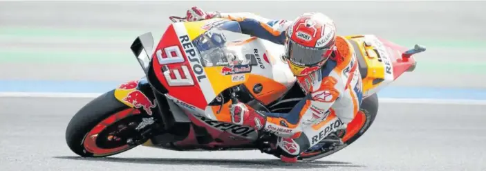  ?? Foto: Rungroj Yongrit (Efe) ?? Marc Márquez, durante el Gran Premio de Tailandia.