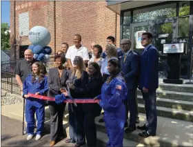  ?? EVAN BRANDT — MEDIANEwS GROUP ?? The ribbon on the new Challenger Learning Center in Pottstown was cut on Friday.