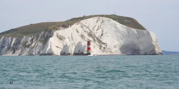  ??  ?? BELOW: The Needles marks the closing stages of their epic cruise round Britain