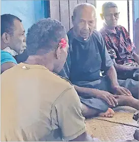  ?? Picture: LITIA CAVA ?? Wiliame Jale, 87, (second from right) sings with the Kabu kei Naqalotu sigidrigi band.