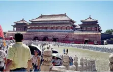  ??  ?? Through the Gates of Heavenly Peace to the Forbidden City