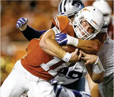  ?? STEPHEN SPILLMAN / FOR AMERICAN-STATESMAN ?? Sam Ehlinger hasn’t officially been named Texas’ starting quarterbac­k, but the freshman carries himself like he is. “Sam has no fear of anybody coming toward him,” Horns offensive lineman Patrick Vahe said.