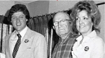  ??  ?? First meeting: Mr Clinton and Juanita Broaddrick in a nursing home in 1978