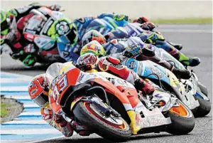  ?? BILD: SN/APA/AFP/GLENN NICHOLLS ?? MotoGP-Dominator Marc Márquez vor dem Rest der MotoGP-Stars.