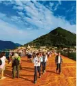  ?? Foto: B. Weizenegge­r ?? Die „Floating Piers“von Christo und Jeanne Claude.