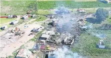  ??  ?? El jueves pasado se registró una explosión en talleres de La Saucera, en el municipio de Tultepec, donde perdieron la vida 24 personas.