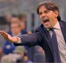  ?? AFP, ANSA ?? Stefano Pioli, 57 anni, sulla panchina del Milan dal 2019 e Simone Inzaghi, 46 anni, alla seconda stagione come allenatore dell’Inter