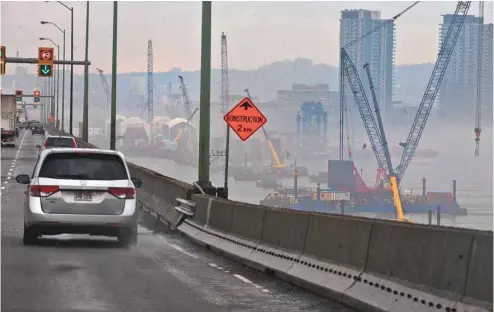  ?? JACQUES NADEAU LE DEVOIR ?? Le nouveau pont doit être livré le 1er décembre 2018.