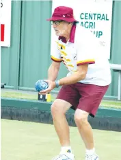  ??  ?? Above: Andre De Waele takes aim during the division four grand final for Drouin.