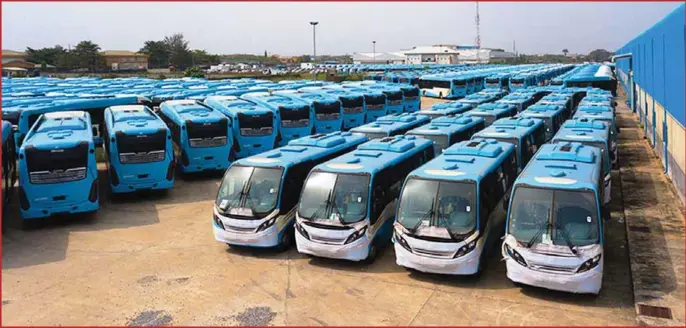  ??  ?? The Ambode buses