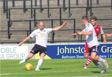  ??  ?? All class
Michael Moffat is back and hunting 100 goals in Ayr colours this season