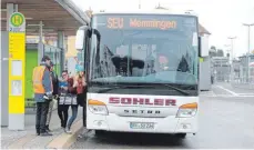  ?? FOTO: CORINNA KONZETT ?? Bus statt Bahn: Zwischen Leutkirch und Buchloe rollt bis September kein Zug.