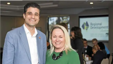  ?? Photos: Nev Madsen ?? MAKING CONNECTION­S: Aleem Ali from Welcoming Australia and Trudi Bartlett from Regional Developmen­t Australia Darling Downs were at a special forum on migration.