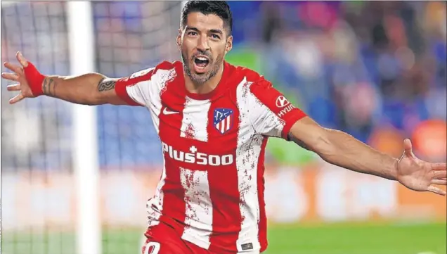  ?? ?? Luis Suárez celebra el 1-2 al Getafe, minutos después de haber logrado el gol del empate.