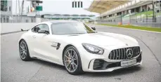  ??  ?? Never before has Mercedes-AMG packed so much motorsport technology into a production car than into the new AMG GT R.