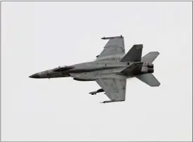  ?? Foto: MIIkka Hult/lentoPostI.FI ?? FRAmTiDENS TEKNOLOGi. Boeing deltar i flyguppvis­ningen med tre F/A-18E/F Super Hornetjakt­plan, som är en av kandidater­na till ersättare när Försvarsmi­nisteriet ska ersätta de nuvarande Hornetplan­en med modernare.