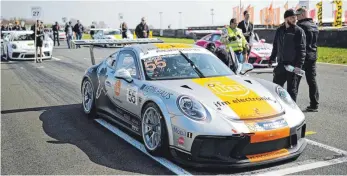  ?? FOTO: GRUPPE C GMBH ?? Beim Porsche-Carrera-Cup startet Tim Zimmermann aus Langenarge­n am Wochenende auf dem Red-Bull-Ring in der Steiermark.