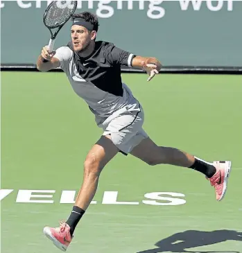  ?? EFE ?? Drive. Juan Martín Del Potro fue más que el canadiense Raonic y lo venció por 6-2 y 6-3.