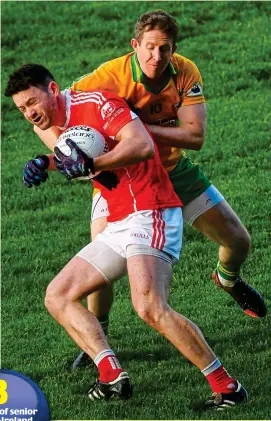  ??  ?? Gotcha: Gary Sice gets to grips with Ruaidhri O’Connor of Ballintubb­er in the Connacht final