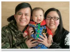  ?? PROVIDED TO CHINA DAILY ?? Sham Hang-fu (left) and his wife Chen Wei-ling celebrate their baby’s halfyear anniversar­y in February 2016.