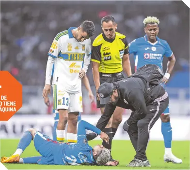  ?? ?? Vargas se lesionó en una jugada en la que buscó quitarle el balón a Rafael Carioca.